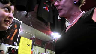 лохи բար - գրգռել milf HDpornvideo