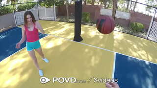 POVD Sexy Basketbalo Chick Fucks