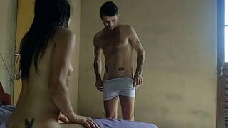 Novinha Lalla Potira dando gostoso par Betosmoke e Veliko Bambu