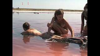 Abelina &amp;amp; Valentina ਲਈ ਸਹਾਇਕ ਹੈ, ਧੋਣ ਨੂੰ ਹੁਣ